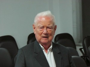 Dr. Joao Kleis